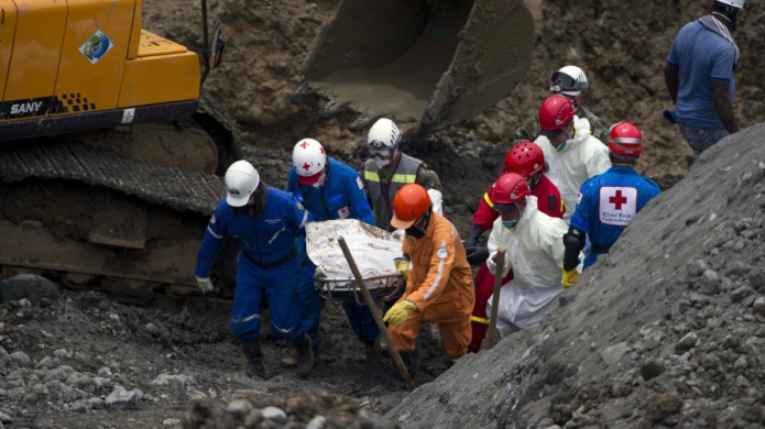 Aumenta a 12 el nÃºmero de muertos por derrumbe en mina ilegal de Colombia