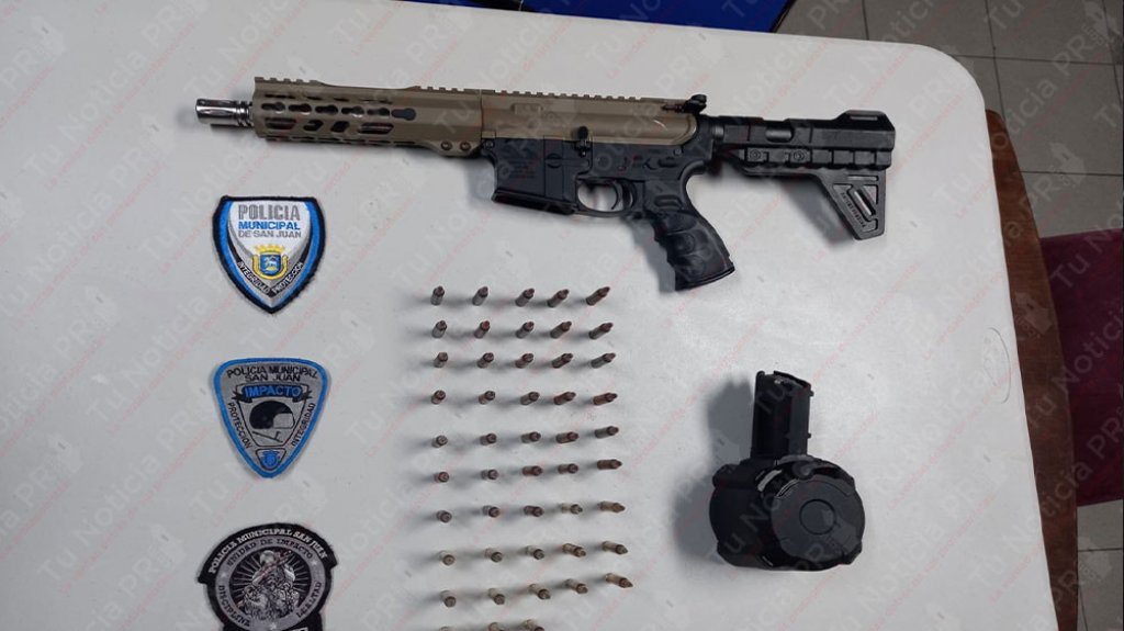  Unidad impacto municipal San Juan ocupa arma de fuego en Puerto nuevo 
