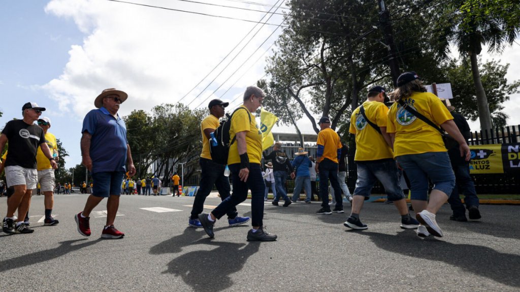  Protesta “No Más Aumentos a la Luz“ frente al Tribunal Federal en Hato Rey 
