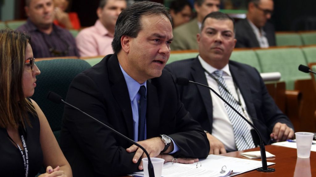  Investigan sobre facturaci&oacute;n a consumidores por el robo de energ&iacute;a 