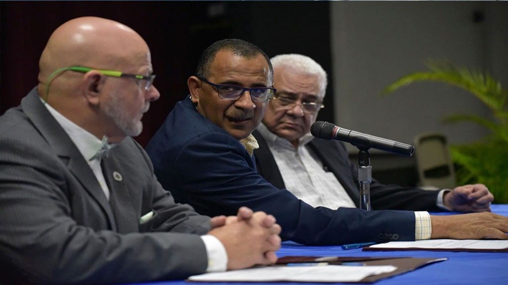  Senador Nazario pide que antes de ser admitido a la UPR cada estudiante sea entrevistado 