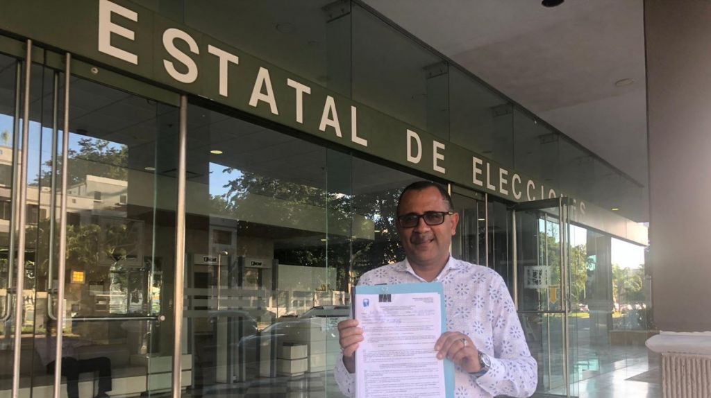  Senador Abel Nazario radica su candidatura a la reelecci&oacute;n 