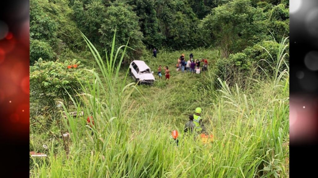  Mujer sufre lesiones luego de caer por un risco con su guagua en Las Piedras 