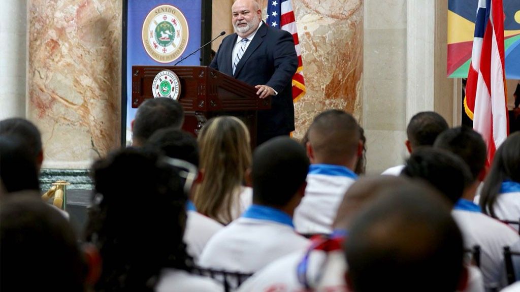  &lsquo;Johnny&rsquo; M&eacute;ndez hace compromiso de buscar mayores recursos econ&oacute;micos para atletas del COPUR 