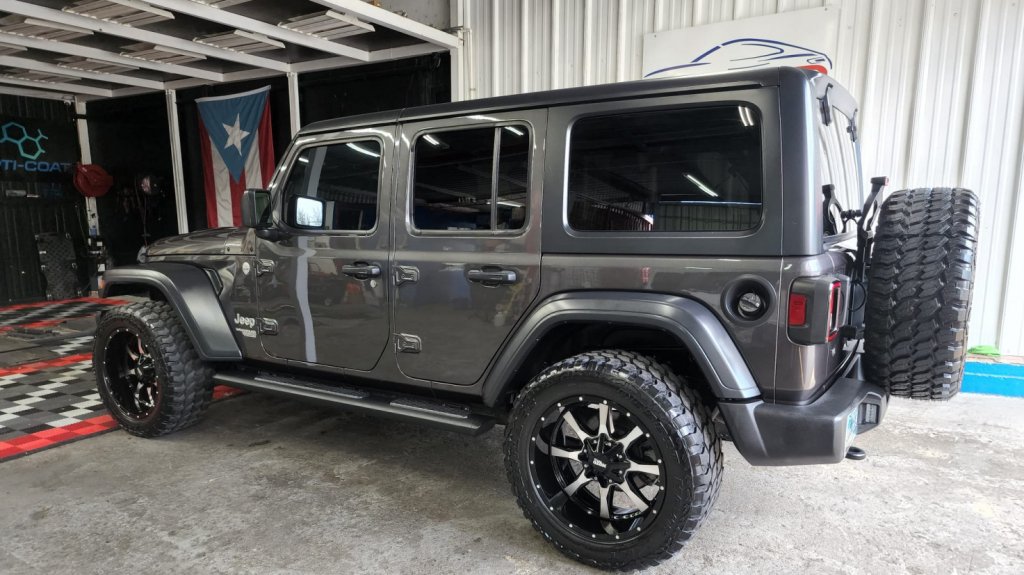  Escalan residencia en Barranquitas y se llevan prendas y esta &ldquo;Jeepeta&rdquo; 