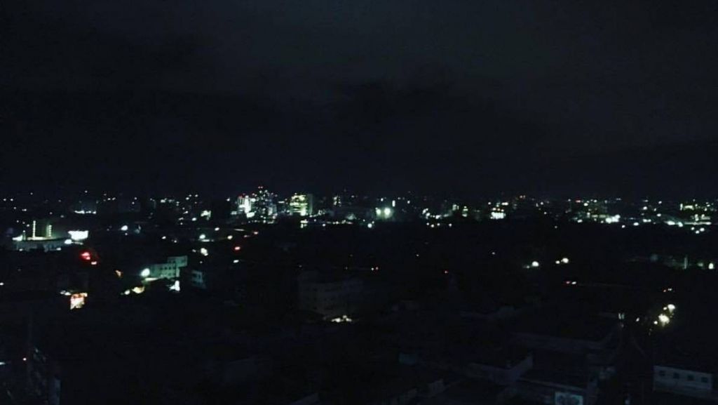  Residentes de Bayam&oacute;n reportan apag&oacute;n 