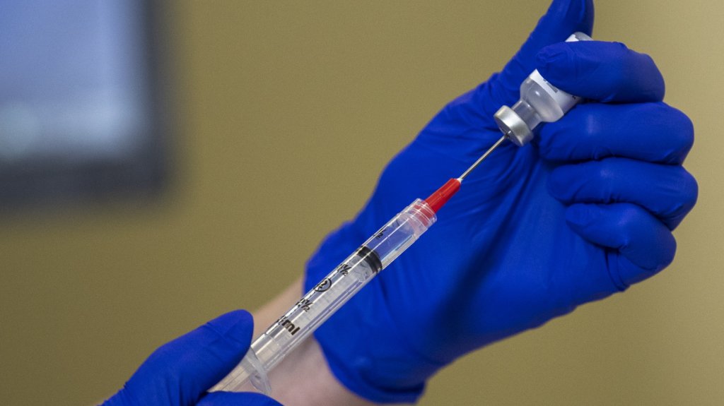  El Gobierno de EEUU a&uacute;n no cree necesaria una tercera dosis de Pfizer 