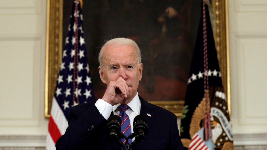  Biden, afligido tras ataque contra polic&iacute;as que custodiaban el Capitolio 