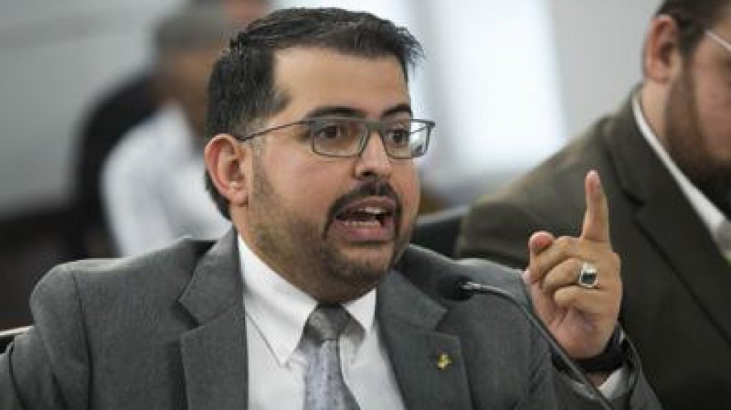  3 a&ntilde;os de c&aacute;rcel a persona que vote dos veces en las primarias dice presidente CEE 