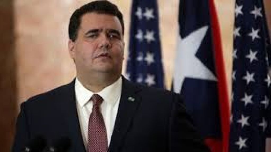  Secretario de DTOP referir&aacute; a OEG a empleada cre&oacute; expediente con informaci&oacute;n pol&iacute;tica en DAVID 