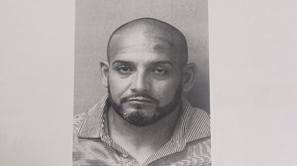  Hombre de Arecibo enfrenta cargos por violencia dom&eacute;stica tras amenazar a su pareja y su padre 