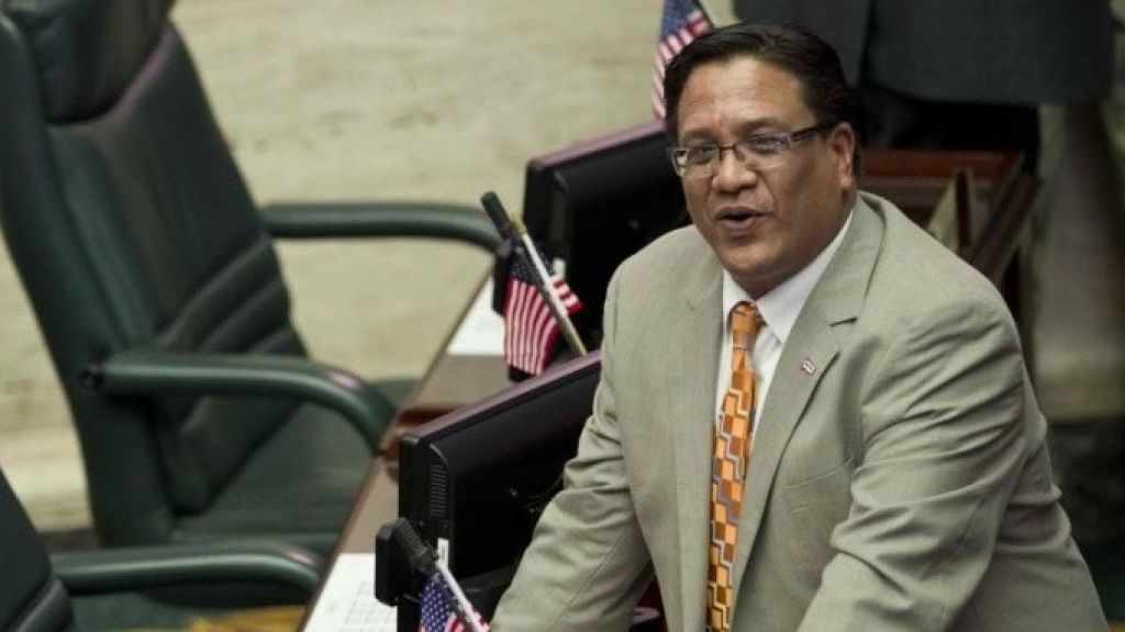  Representante del PPD exige al secretario de Correcci&oacute;n a que revele informaci&oacute;n sobre contratistas 