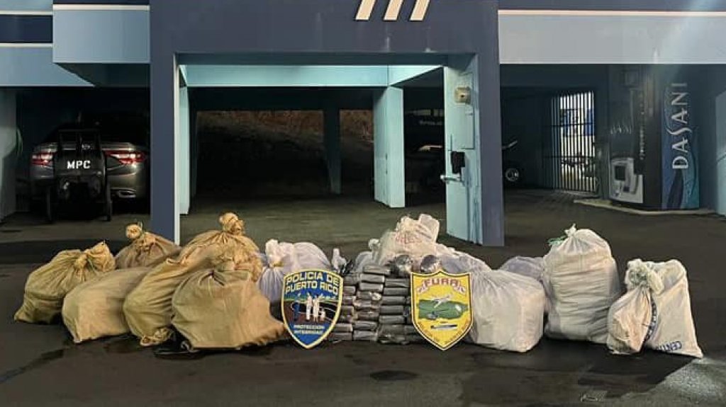  FURA y Federales ocupan 16 fardos de coca&iacute;na en persecuci&oacute;n mar&iacute;tima en costas de R&iacute;o Grande 