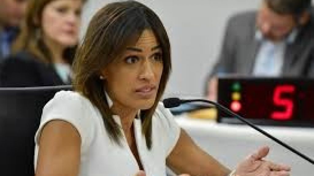  Como un paso de avanzada nueva orden ejecutiva firmada por el gobernador en favor de la mujer puertorrique&ntilde;a seg&uacute;n procuradora de las Mujeres 