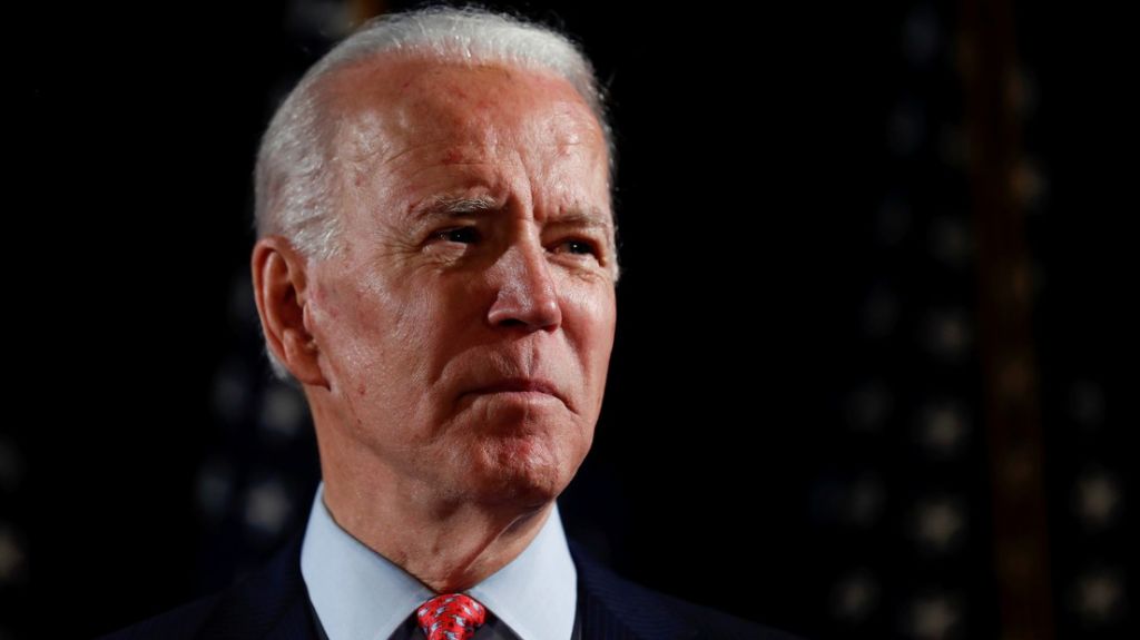  Una mujer denuncia al ex vicepresidente de EE.UU. Joe Biden por una agresi&oacute;n sexual en 1993 