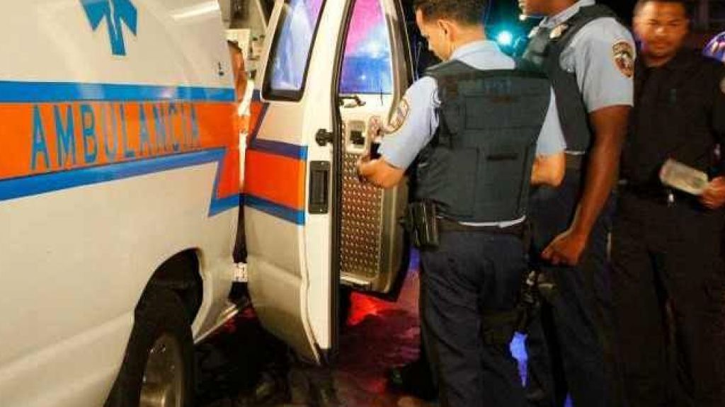  Mujer en Ponce roc&iacute;a clorox a varios agentes de la polic&iacute;a 