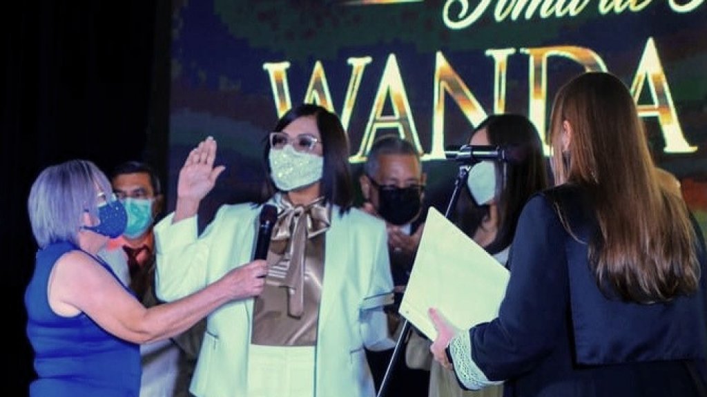  Alcaldesa de Barceloneta juramente a su tercer t&eacute;rmino 