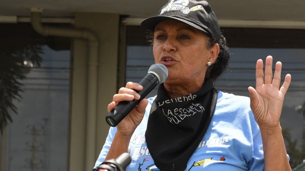  Marcha de La Fortaleza al Capitolio para conmemorar D&iacute;a Internacional de la Mujer Trabajadora 