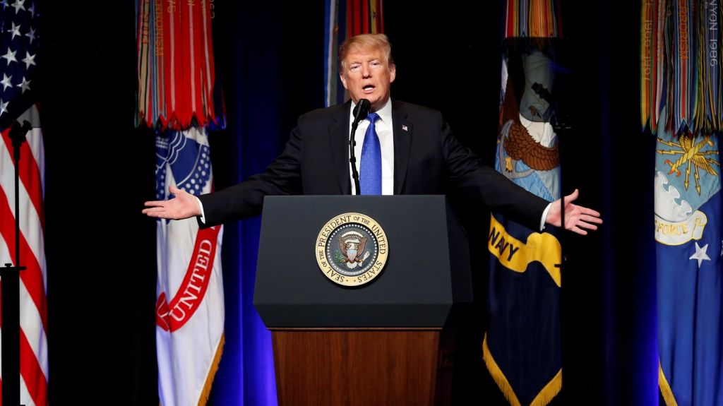  Trump anuncia ampliaci&oacute;n de sistema de misiles ante amenaza de rivales 