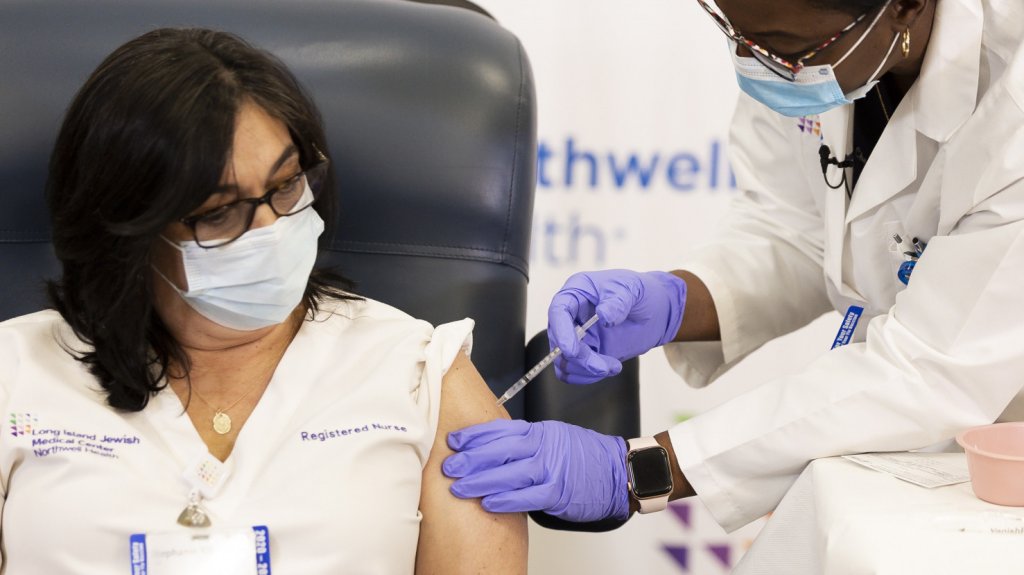  EE.UU. supera los 20,1 millones de casos y 347.000 muertes por covid-19 