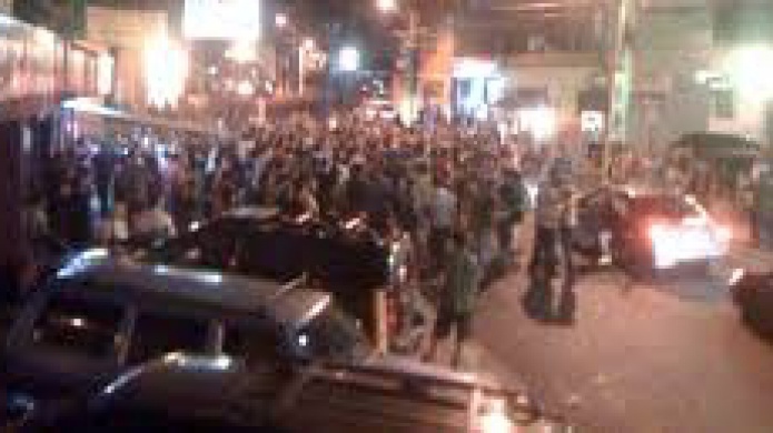 Mujer fue de "jangueo Pa" Rio Piedras y le dieron tremenda paliza en un negocio 
