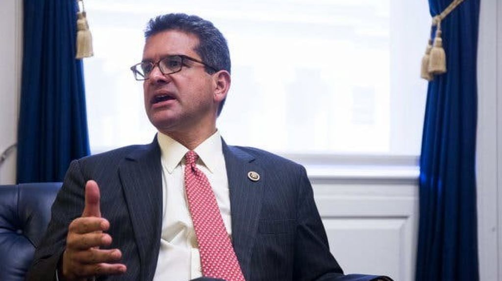  Pierluisi urge al gobierno a aclarar situaci&oacute;n pruebas COVID-19 