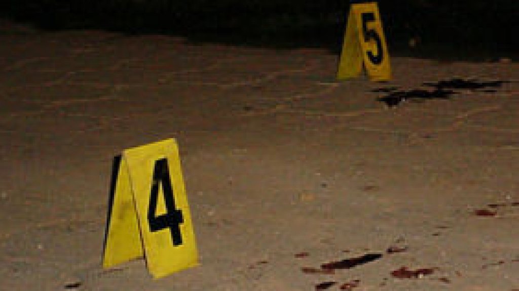  Asesinan a un joven para robarle el auto en Isabela 