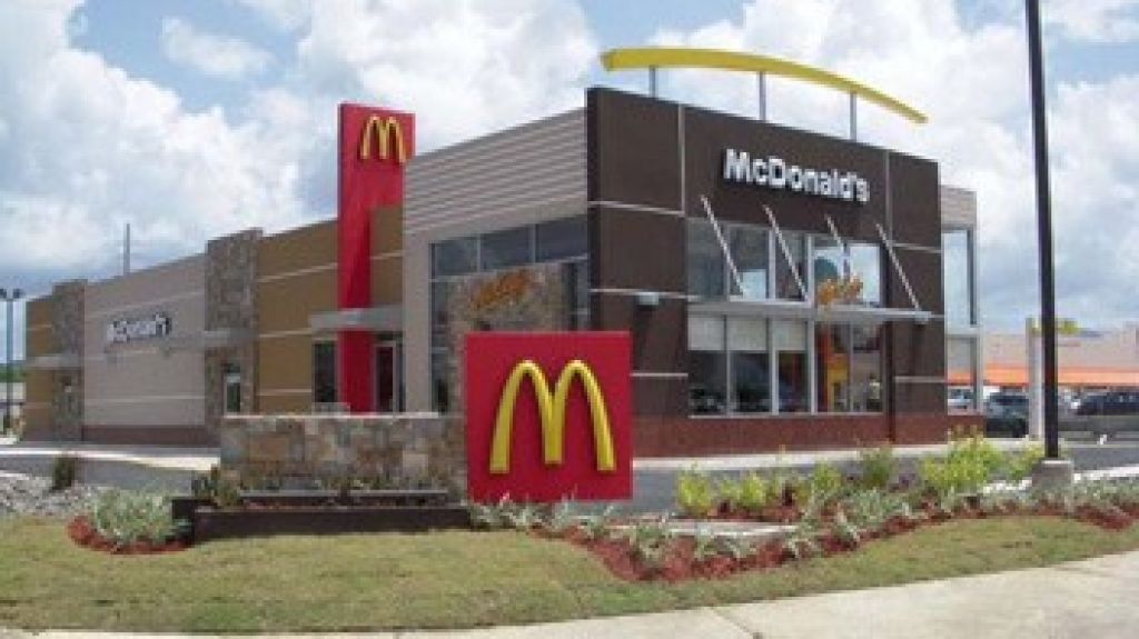  Cierran temporalmente Mc Donalds de 65 de Infantería por empleado que dio positivo a COVID-19 