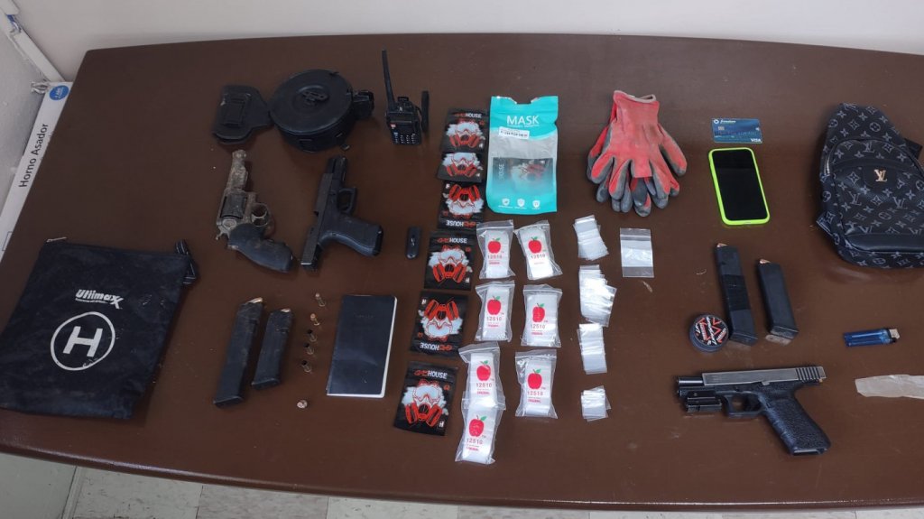  Arrestan a tr&iacute;o de asaltantes en la zona central 