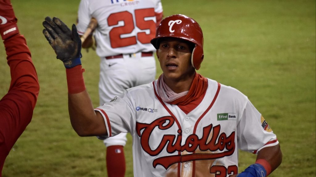  Caguas derrota a los Gigantes 