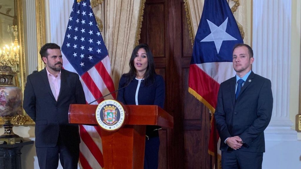  Gobernador nombra secretaria del Trabajo 