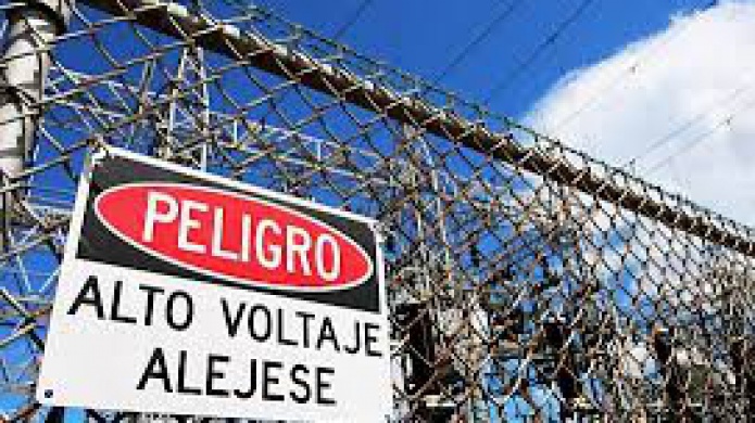 TRABAJAN CON RESTABLECIMIENTO DE SERVICIO ELÃCTRICO TRAS INCENDIO EN SUBESTACIÃN DE SECTOR LAS MONJAS EN SAN JUAN
