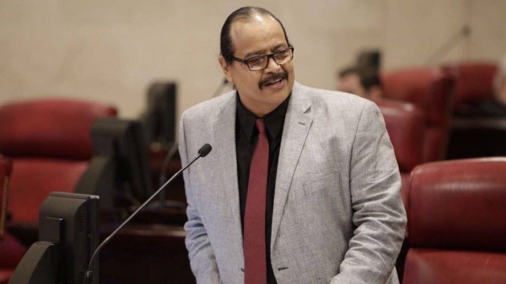  Vargas Vidot desmiente que existan 2,535 personas sin hogar y asegura que son cerca de 25 mil 