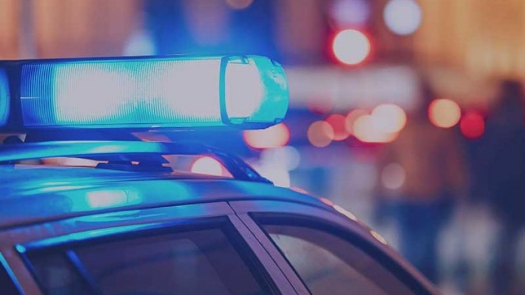  Chocan de frente a un veh&iacute;culo oficial de la Polic&iacute;a en Arecibo 