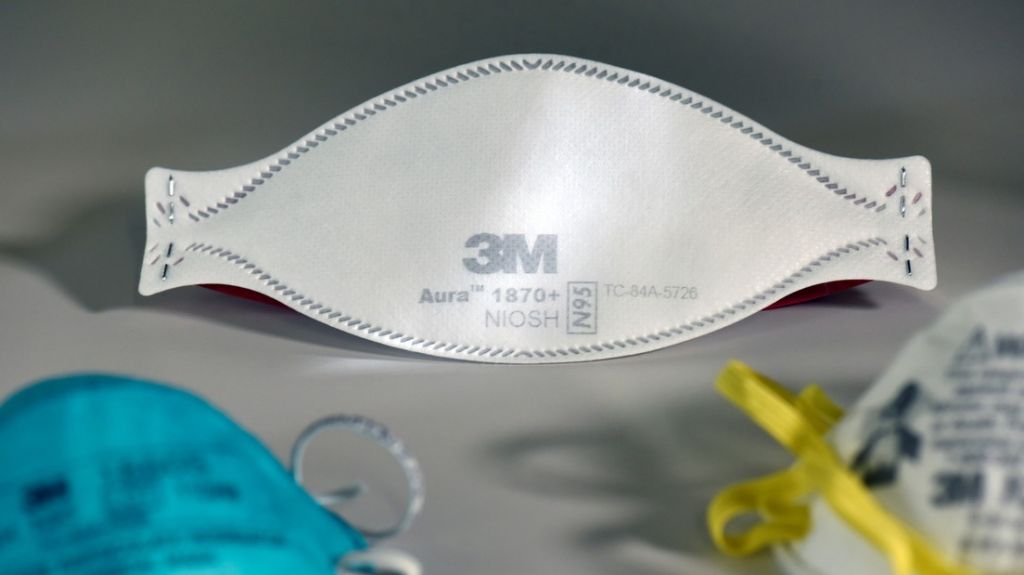  Trump anuncia que alcanz&oacute; un acuerdo con la empresa 3M para la entrega de unos 166,5 millones de mascarillas en los pr&oacute;ximos meses 