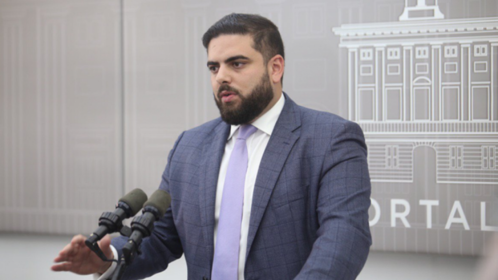  Autoridad de los Puertos anuncia mejoras en aeropuertos de Arecibo, Ceiba y Mayag&uuml;ez 