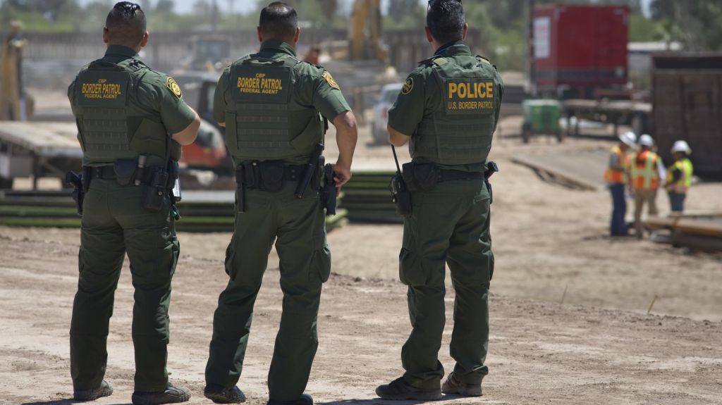  Trump asegura que protecci&oacute;n fronteriza ser&aacute; tema primordial en legislativas 
