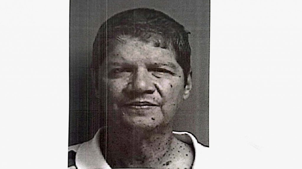  Estaba dentro de un auto con otro hombre en Cidra, discutieron y le dio un tiro en la espalda 