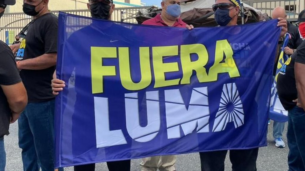  Manifestaci&oacute;n contra LUMA Energy en la Avenida Mu&ntilde;oz Rivera en San Juan 