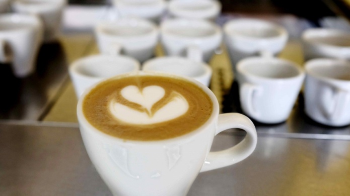 Estudio asocia el cafÃ© con menor riesgo de sufrir infarto, cÃ¡ncer y diabetes