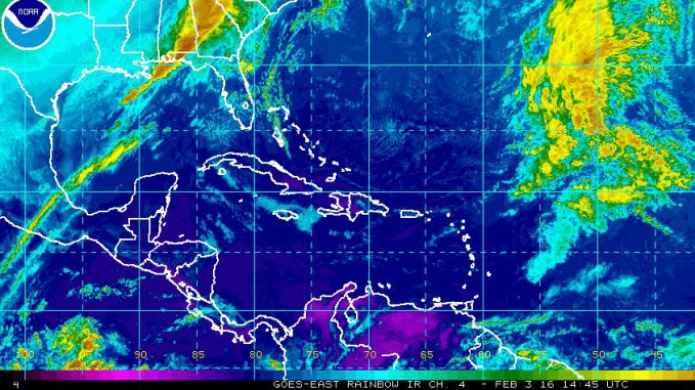 "FrÃ­o" en las noches, mientras evoluciona un amplio sistema de baja presiÃ³n... 