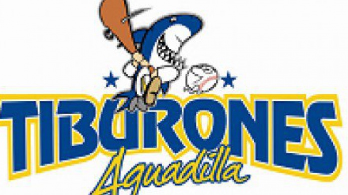 EQUIPO BEISBOL TIBURONES DE AGUADILLA RECIBE AYUDA DEL REPRESENTANTE DEL DISTRITO 17 