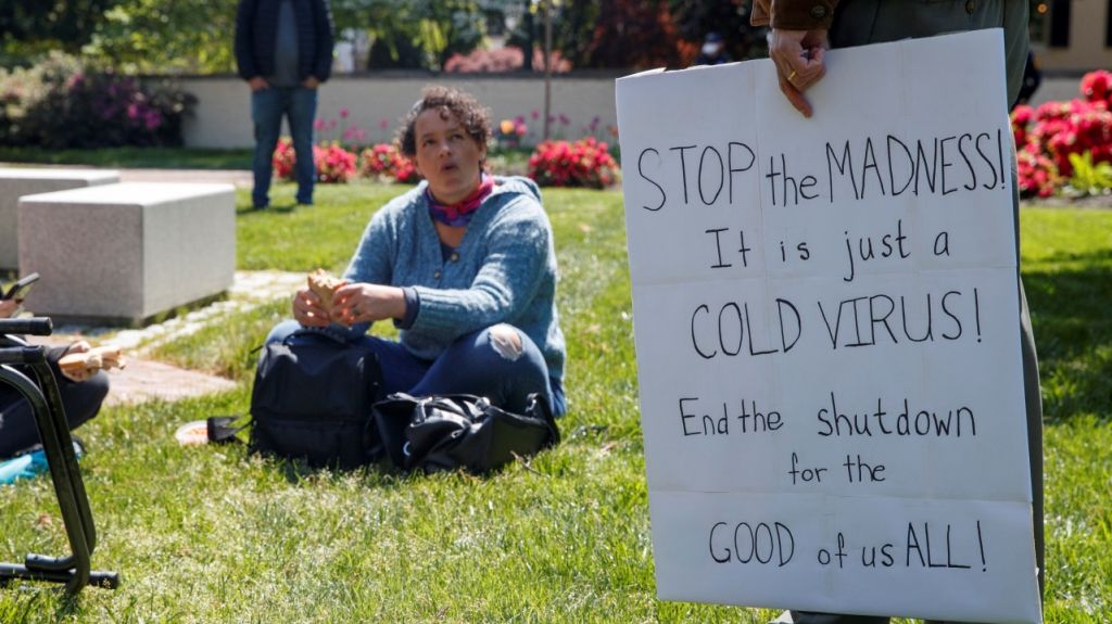  Protestas presionan a Trump y a gobernadores para levantar cuarentena 