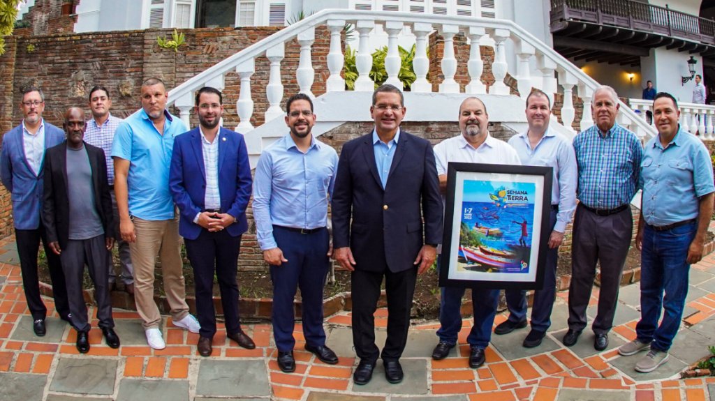  Gobernador y secretario de Agricultura celebran el D&iacute;a del Agricultor 