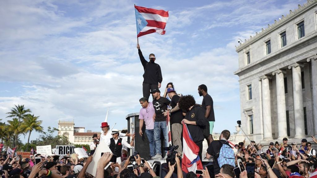  Artistas reaccionan a salida de Rossell&oacute; Nevares y sigue en pie manifestaci&oacute;n en la Milla de Oro 