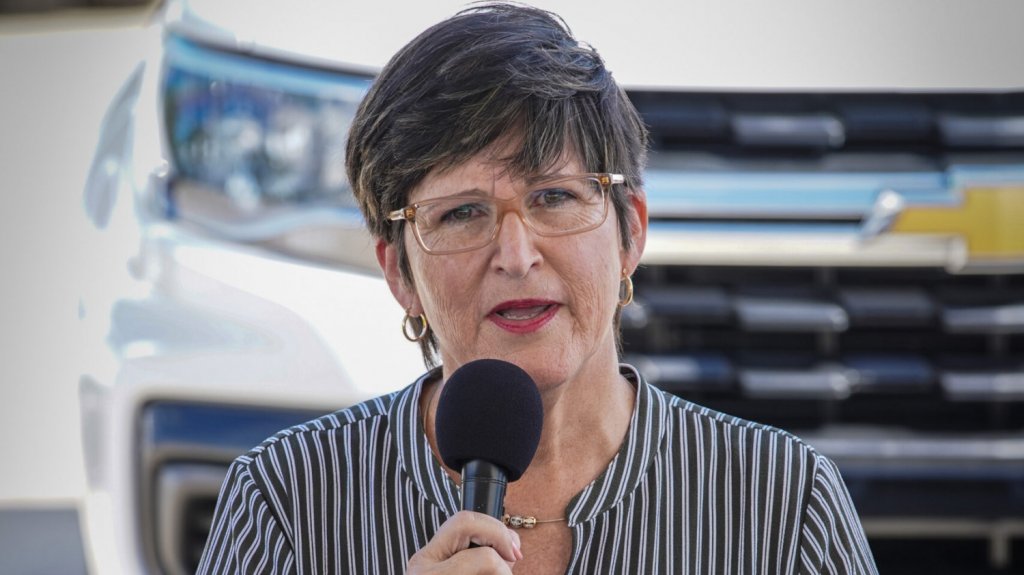  Presidenta de la AAA reafirma compromiso de diálogo con la UIA 