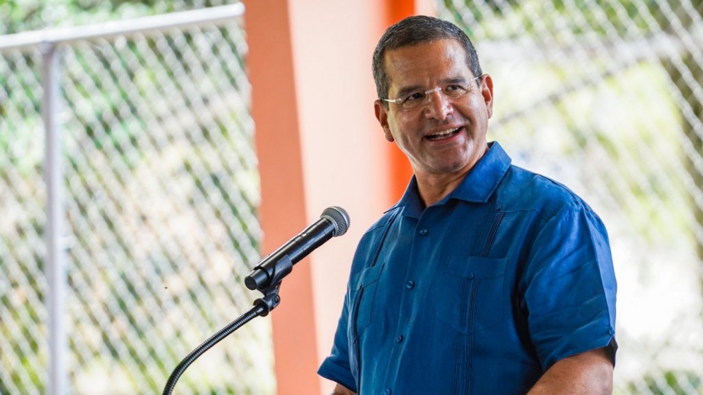  Gobernador inaugura en Utuado proyecto interagencial cuya meta es la siembra de cerca de cien mil &aacute;rboles y la creaci&oacute;n de fincas escolares 