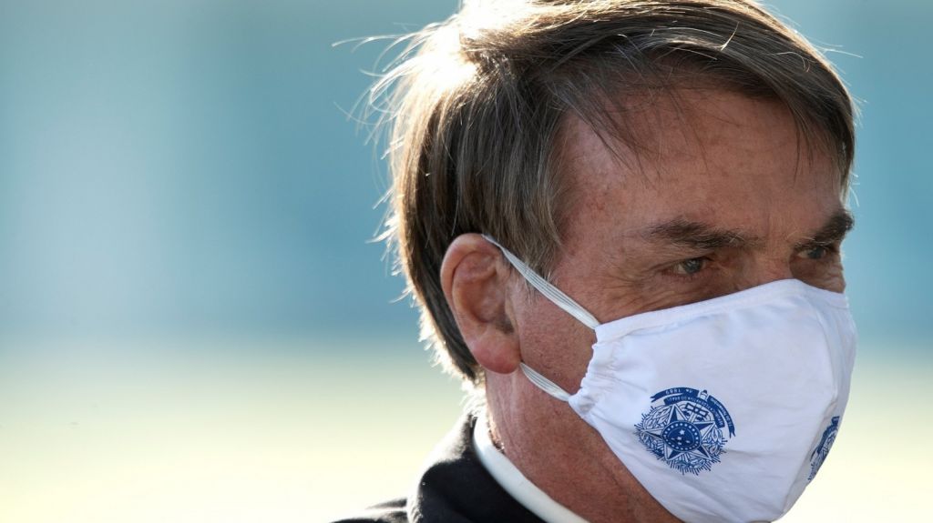  Presidente de Brasil anuncia que tiene coronavirus pero dice estar "bien" y "sin p&aacute;nico" 