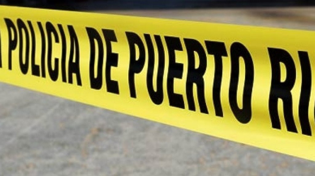  Encuentran un hombre muerto dentro de un auto en Naguabo 