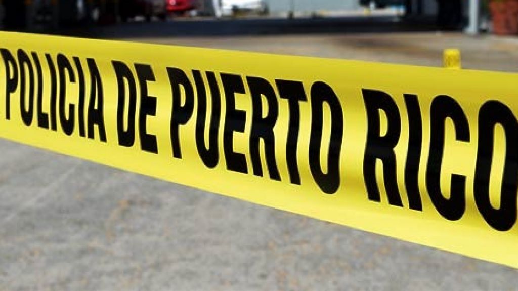  Hombre asesinado en un carro en Vega Baja 